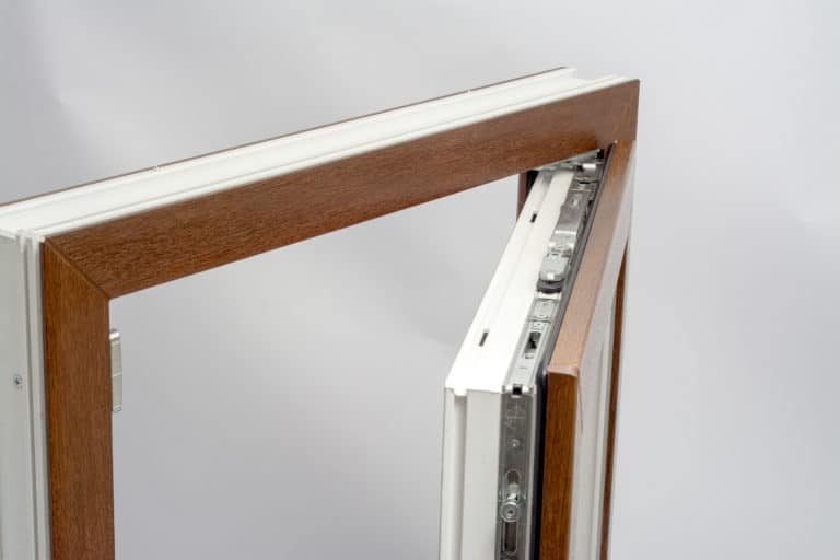 verdeckt_liegender_Beschlag_innen_oben_2 - Fensterglück.de - Onlineshop